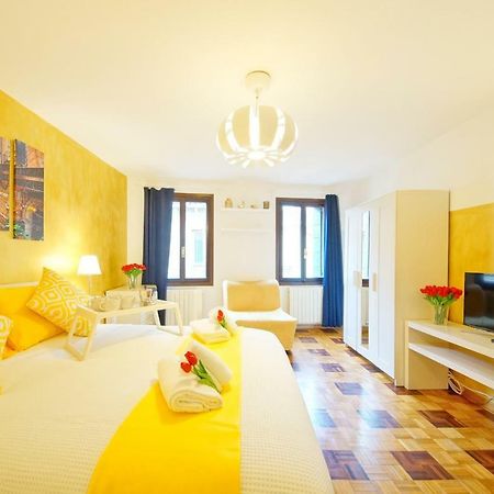 Calle Dei Fabbri Apartment Венеция Экстерьер фото