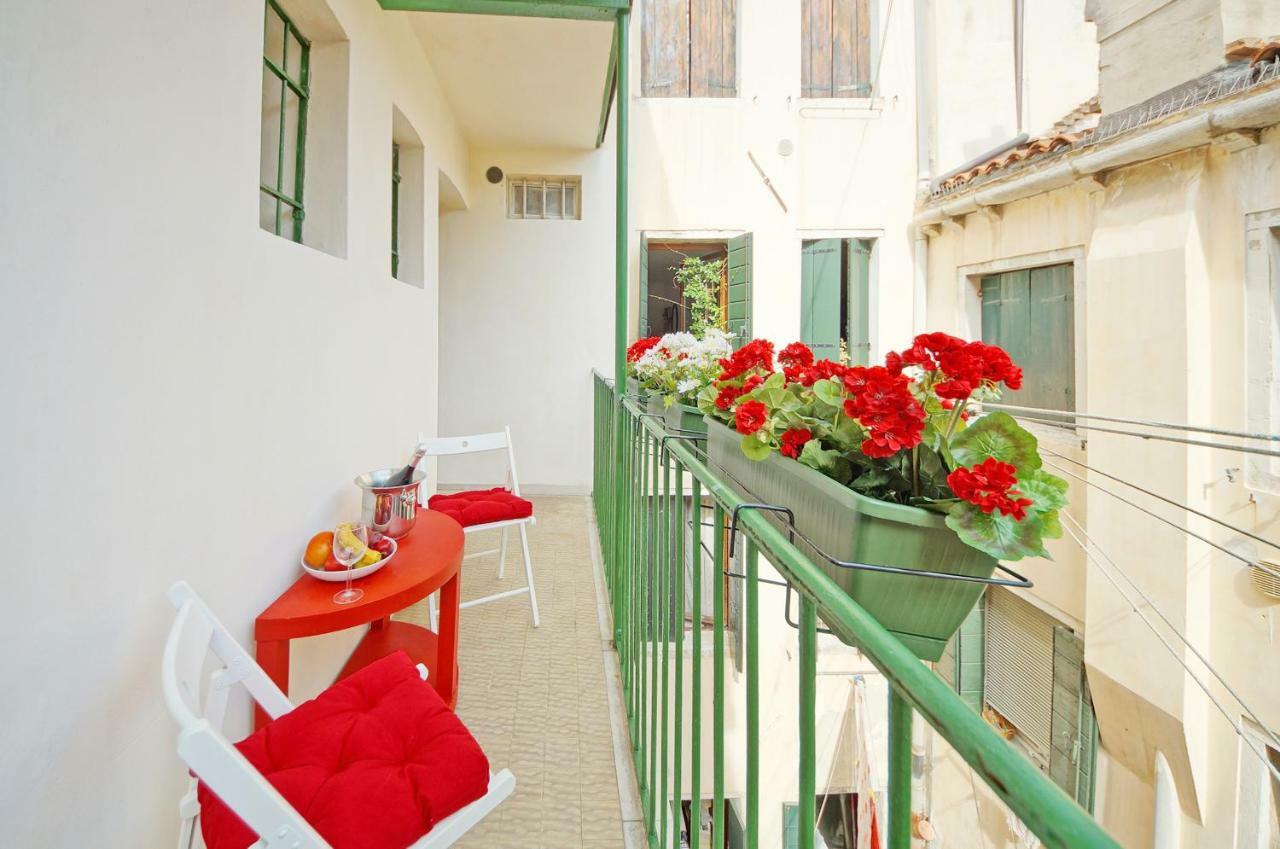 Calle Dei Fabbri Apartment Венеция Экстерьер фото