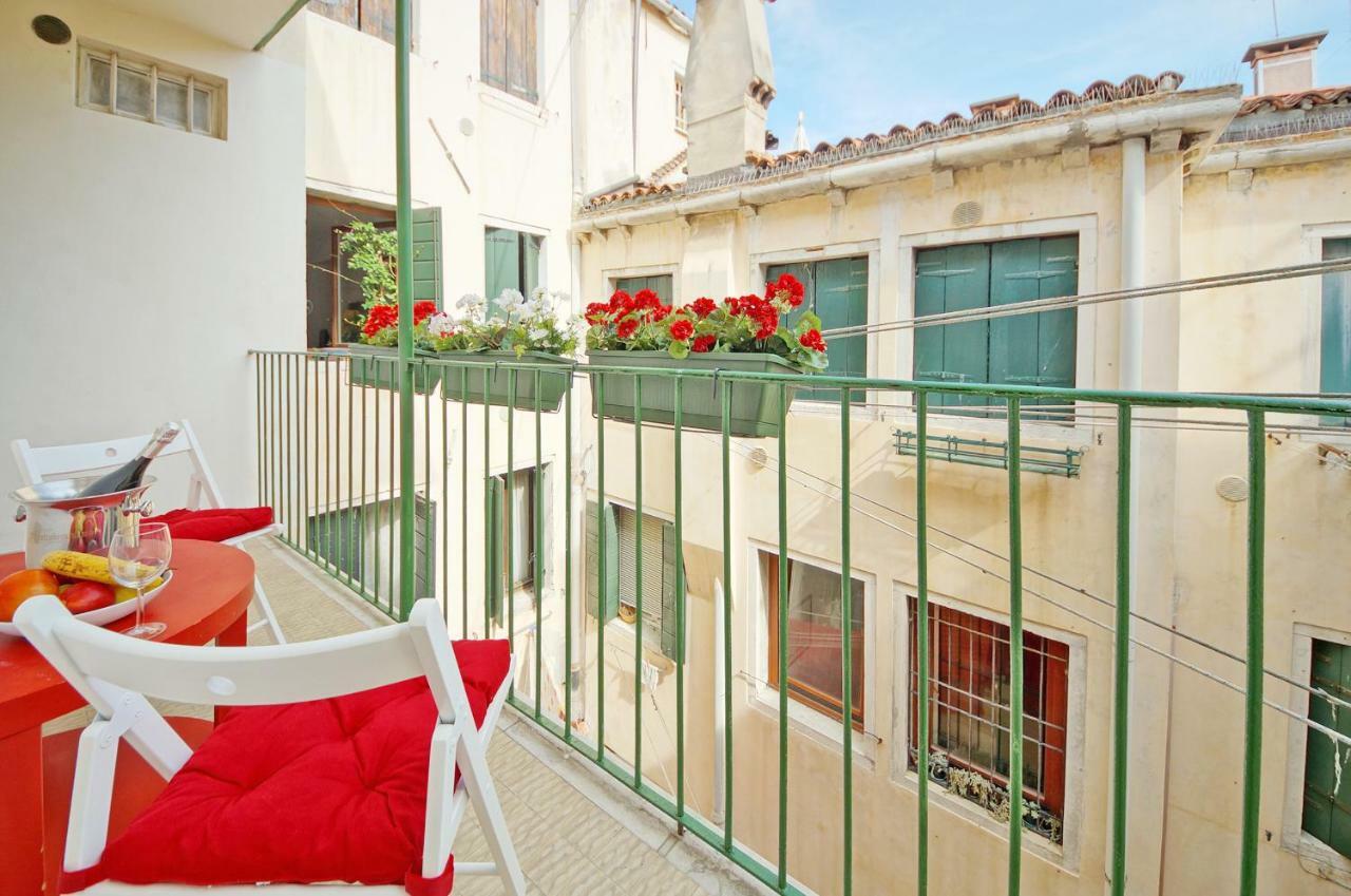 Calle Dei Fabbri Apartment Венеция Экстерьер фото