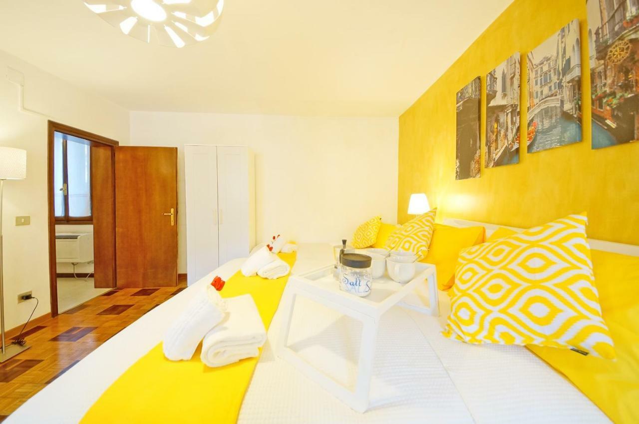 Calle Dei Fabbri Apartment Венеция Экстерьер фото